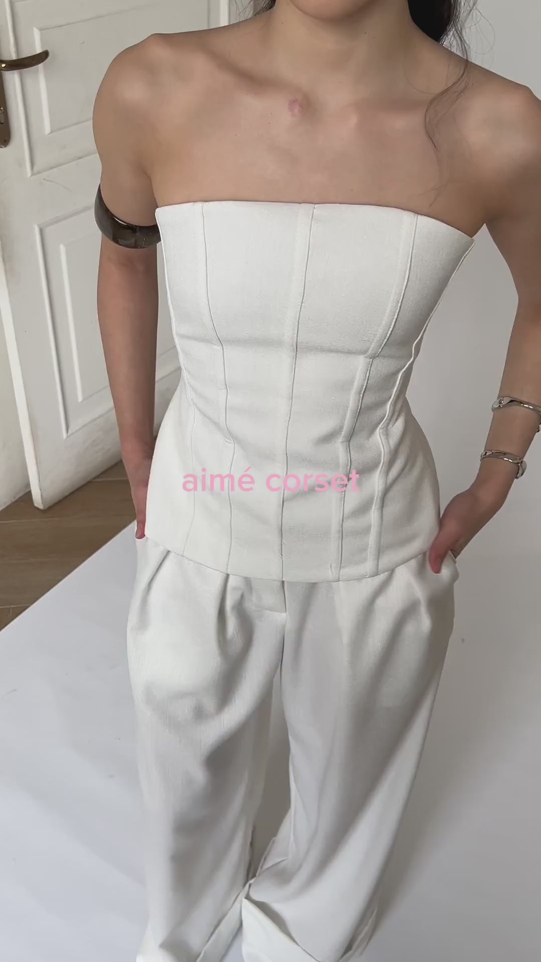 AIMÉ CORSET