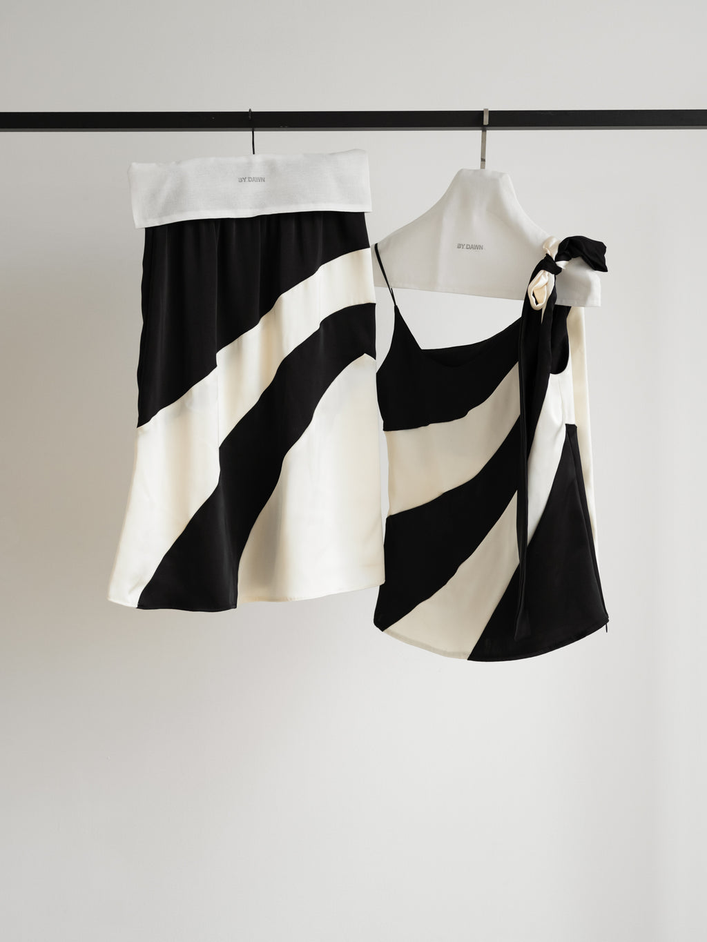FRENCH SKIRT