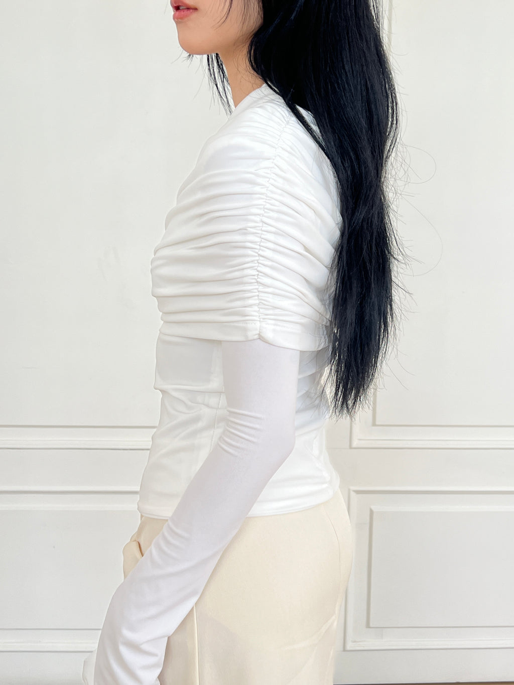 AGRA SWEATER TOP