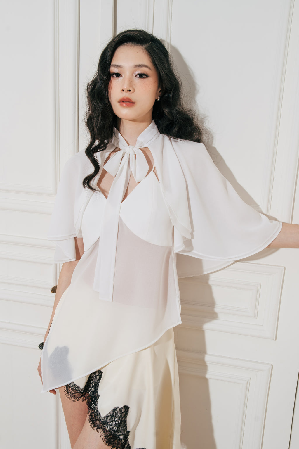 PAPILLON TOP (CAPE INCLUDED)