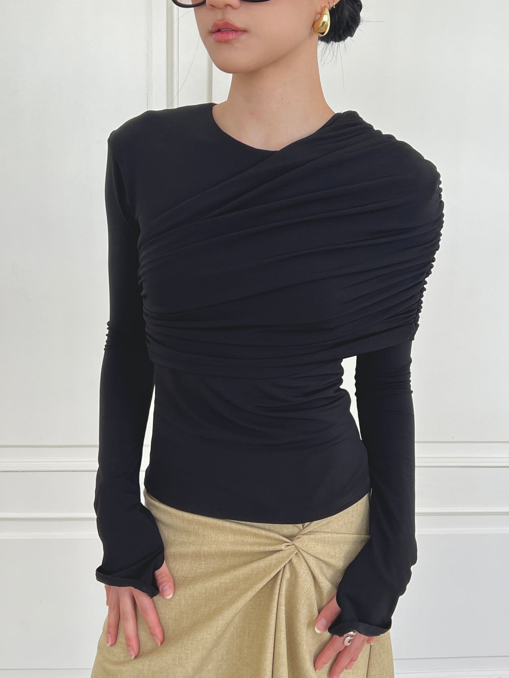 AGRA SWEATER TOP