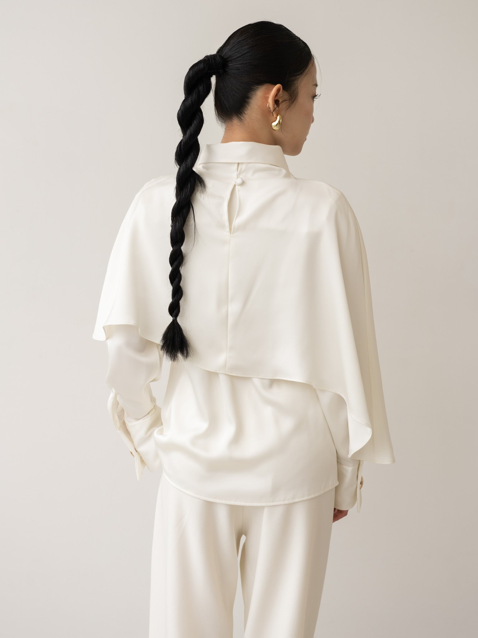 AURETH SHIRT (CAPE INCLUDED)